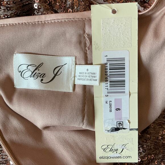 Eliza J Women's Sequined Long Sleeved Mini Sheath Cocktail Dress Gold Size 6 - Picture 10 of 14